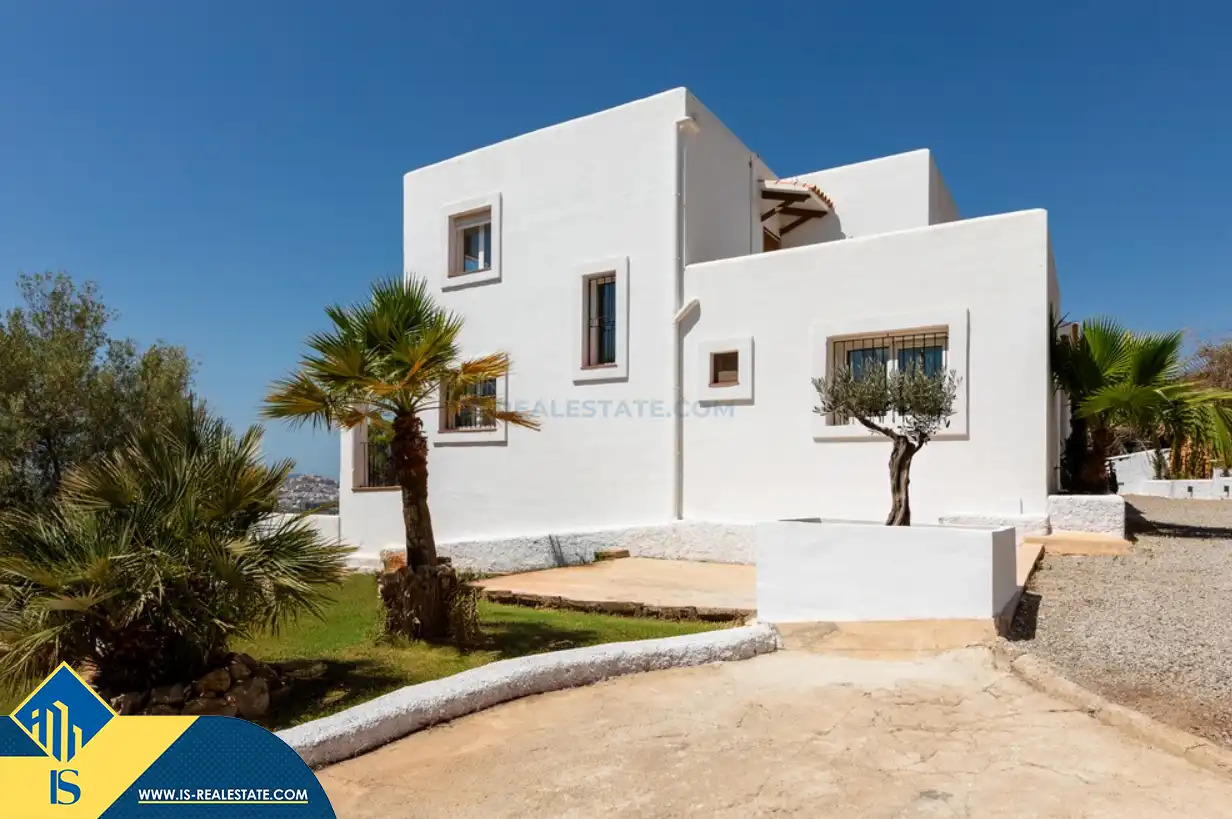 Vista exterior de Casa o xalet en venda en Santa Eulària des Riu amb Aire condicionat, Calefacció i Jardí privat