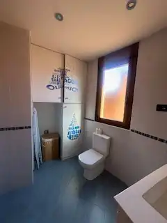 Bathroom of Houses for rent in Onzonilla, León
