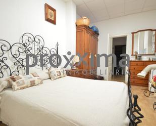 Bedroom of House or chalet for sale in  Sevilla Capital  with Terrace and Balcony