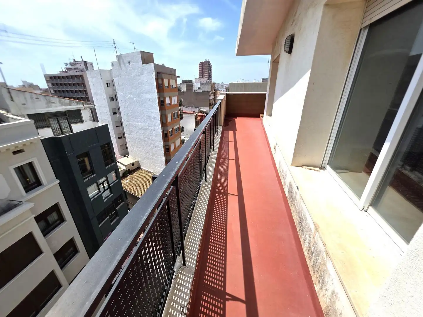 Terraza de Ático en venta en Castellón de la Plana / Castelló de la Plana con Terraza