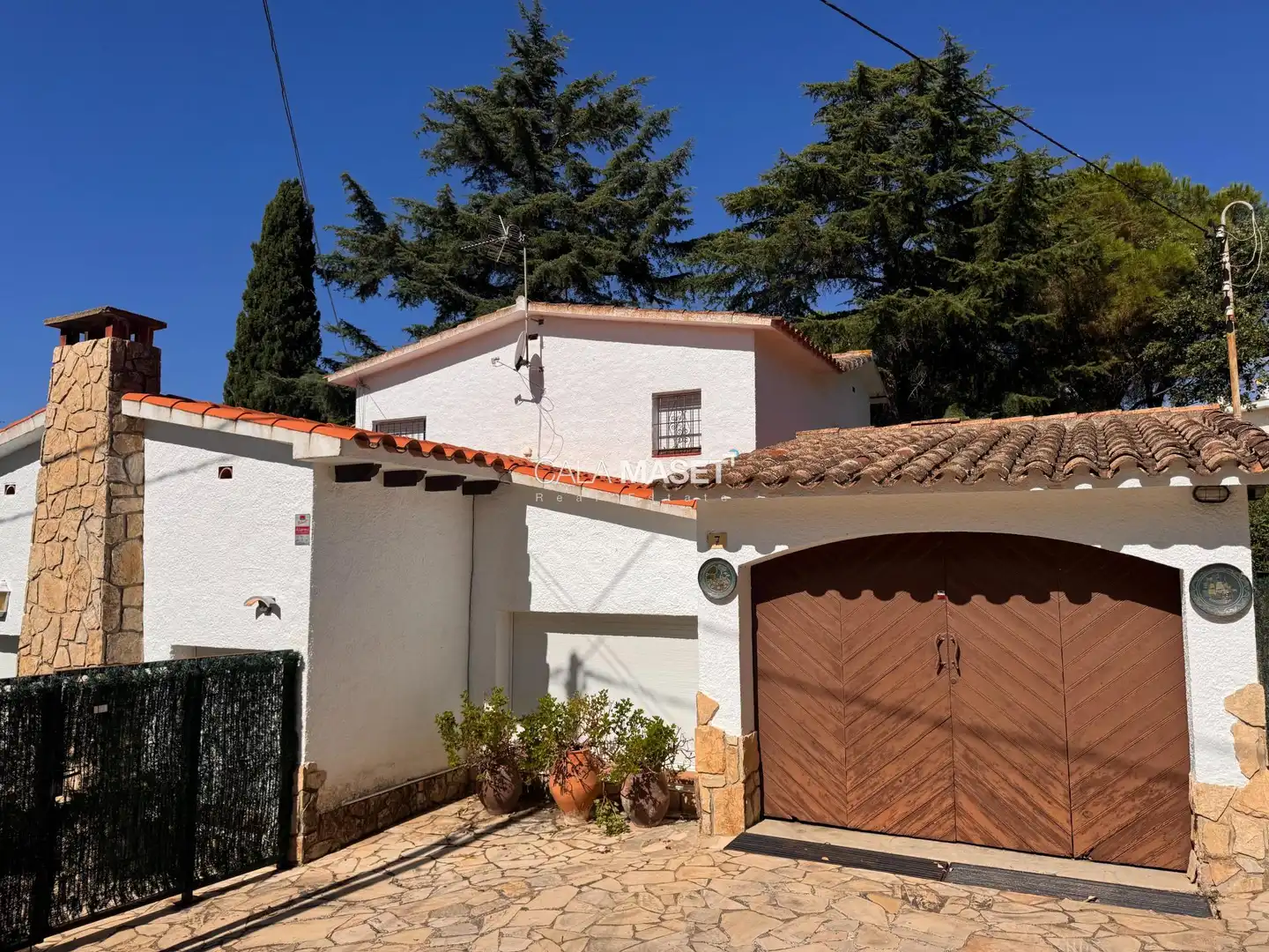 Vista exterior de Casa o xalet en venda en Castell d'Aro, Platja d'Aro i s'Agaró amb Calefacció, Jardí privat i Terrassa