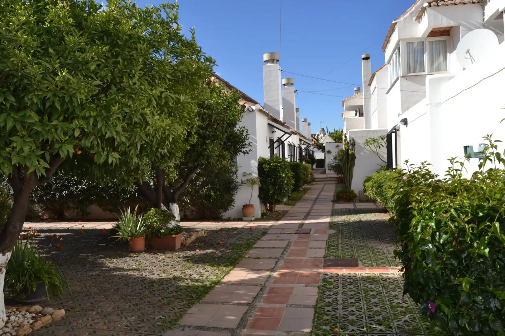 Vista exterior de Apartamento en venta en Mijas con Jardín privado, Terraza y Piscina comunitaria