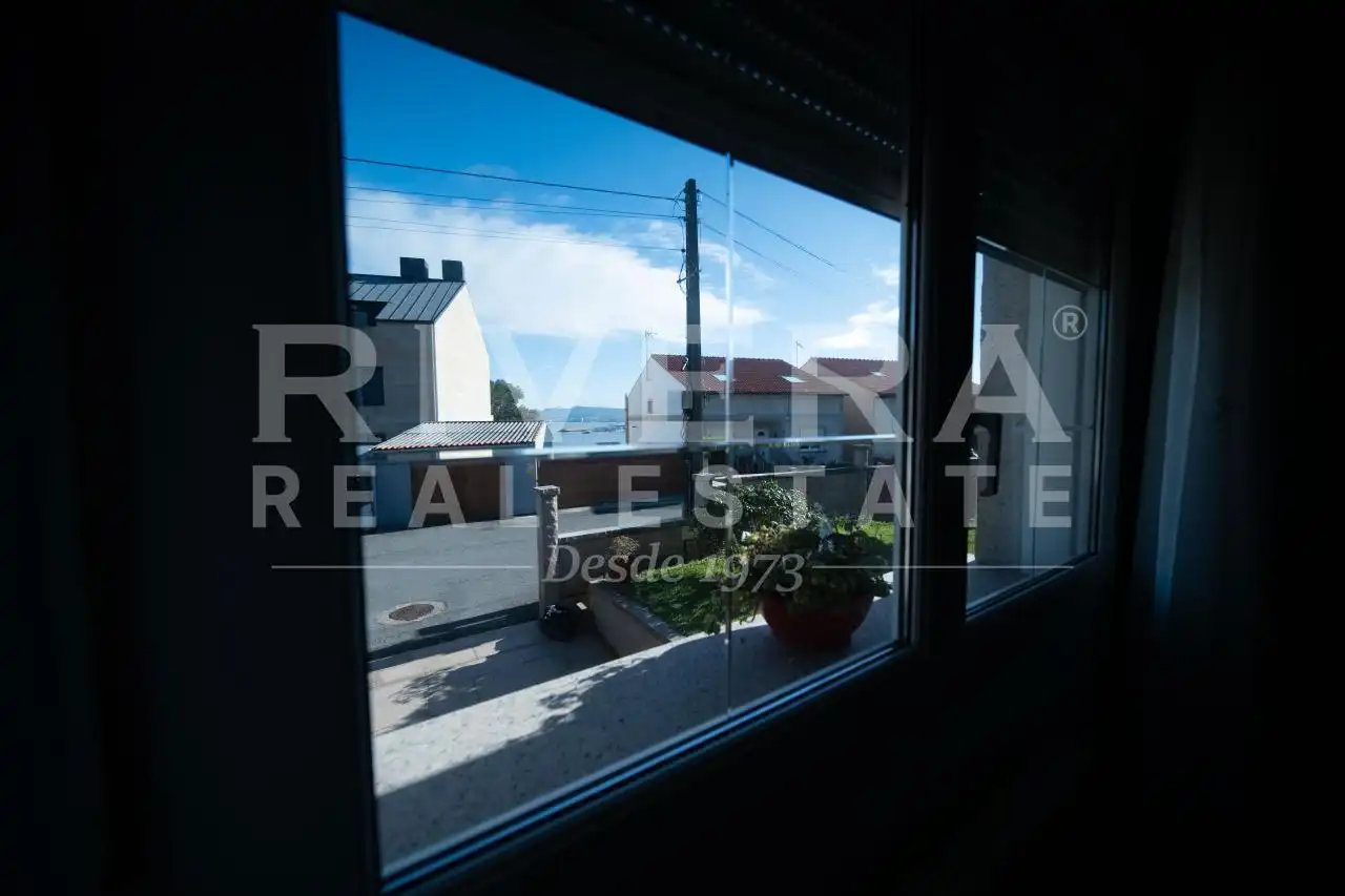 Vista exterior de Casa o chalet en venta en A Illa de Arousa  con Calefacción