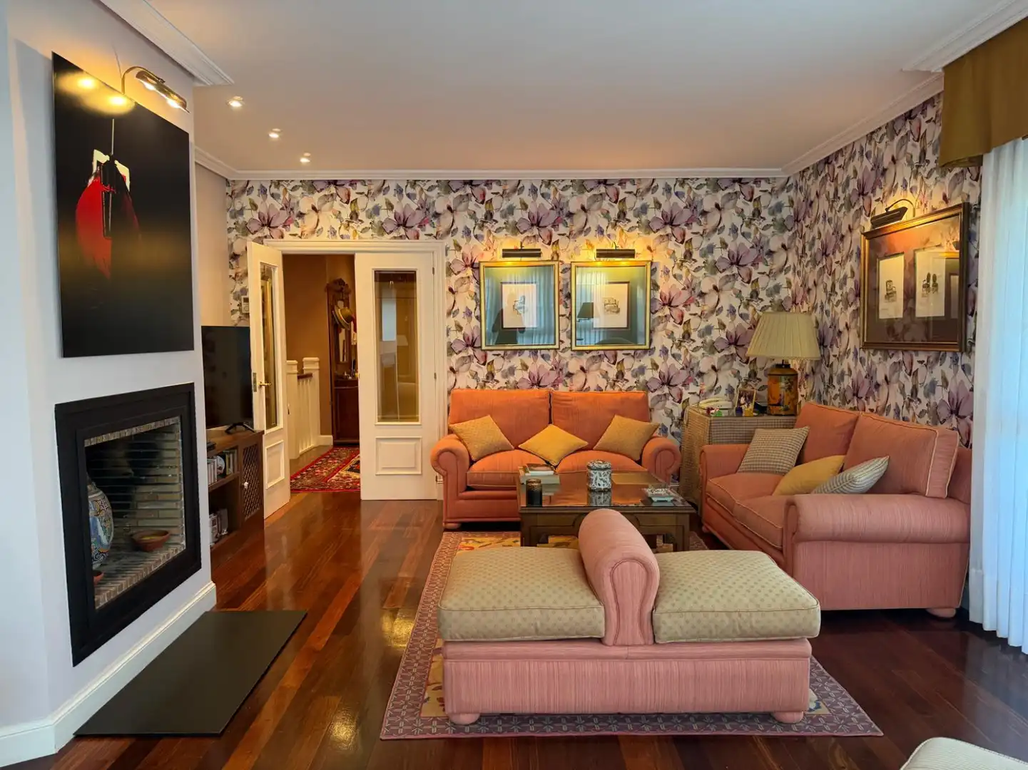 Sala de estar de Casa o chalet en venta en Anguciana con Calefacción, Jardín privado y Parquet