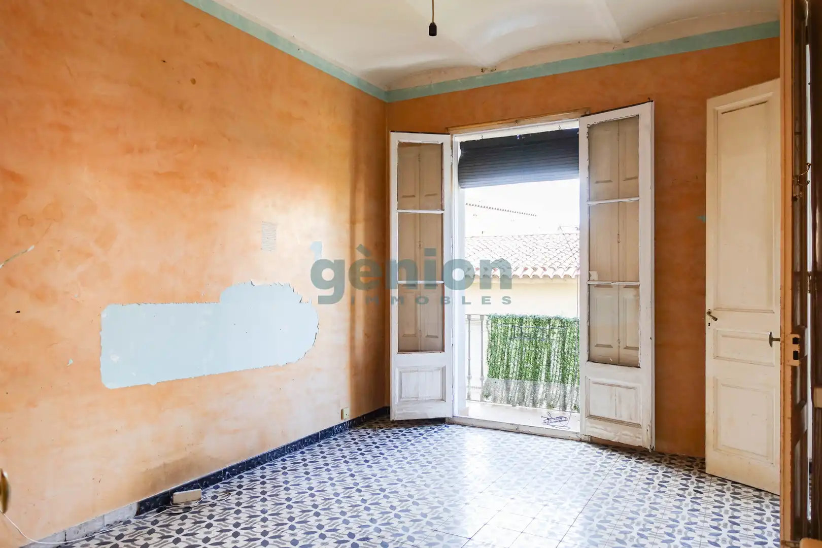 Habitación de Piso en venta en Girona con Calefacción, Terraza y Balcón