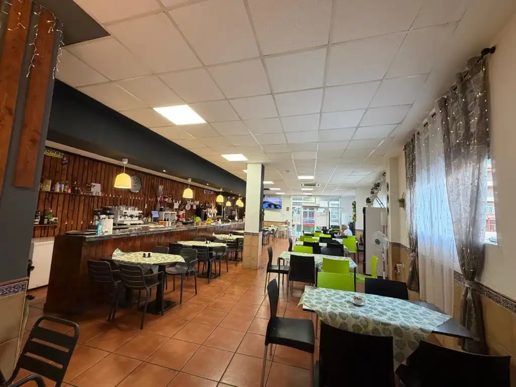 Business premises to rent in Calle Andernos Les Bains, imagen 20