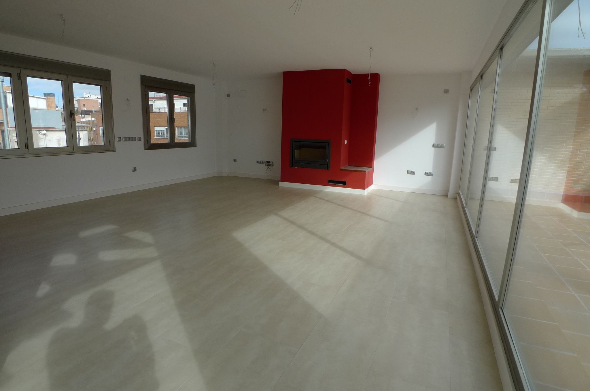 Sala d'estar de Àtic de lloguer en  Madrid Capital amb Aire condicionat, Parquet i Terrassa