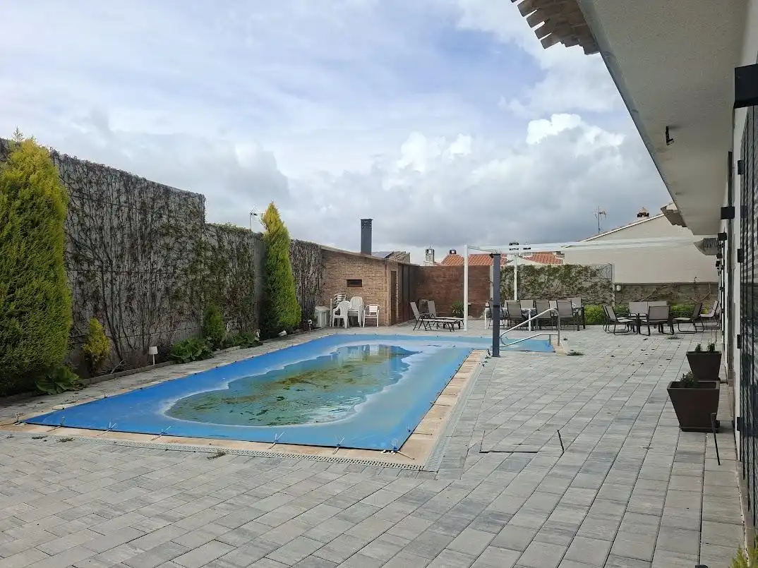 Swimming pool of Houses for sale in Hontecillas  with Air Conditioner, Private garden and Terrace