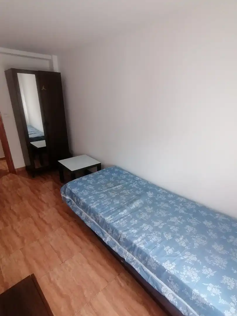 Bedroom of Flat for rent in Gijón   with Heating, Parquet flooring and Furnished