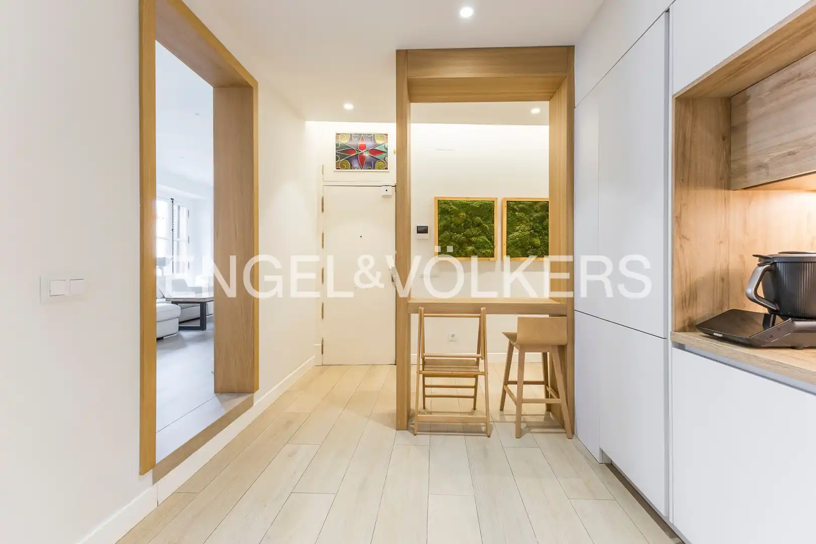 Flat for sale in Madrid  with Air Conditioner, Heating and Storage room