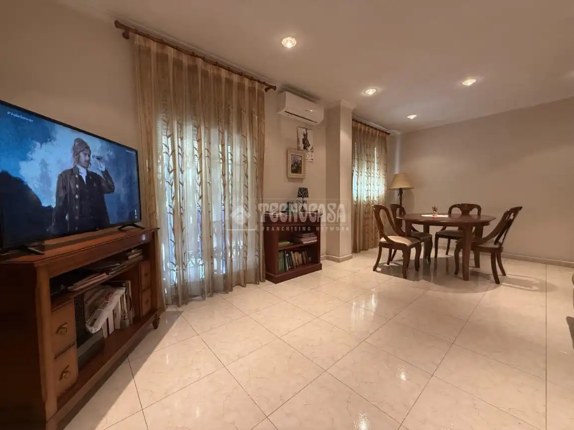 Sala de estar de Piso en venta en Valencia con Aire acondicionado y Balcón