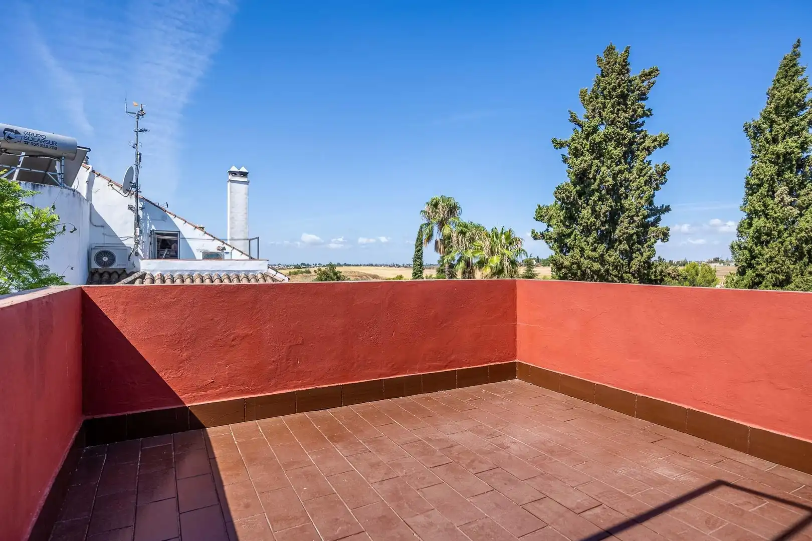 Terrassa de Casa o xalet en venda en Mairena del Aljarafe amb Aire condicionat, Calefacció i Jardí privat