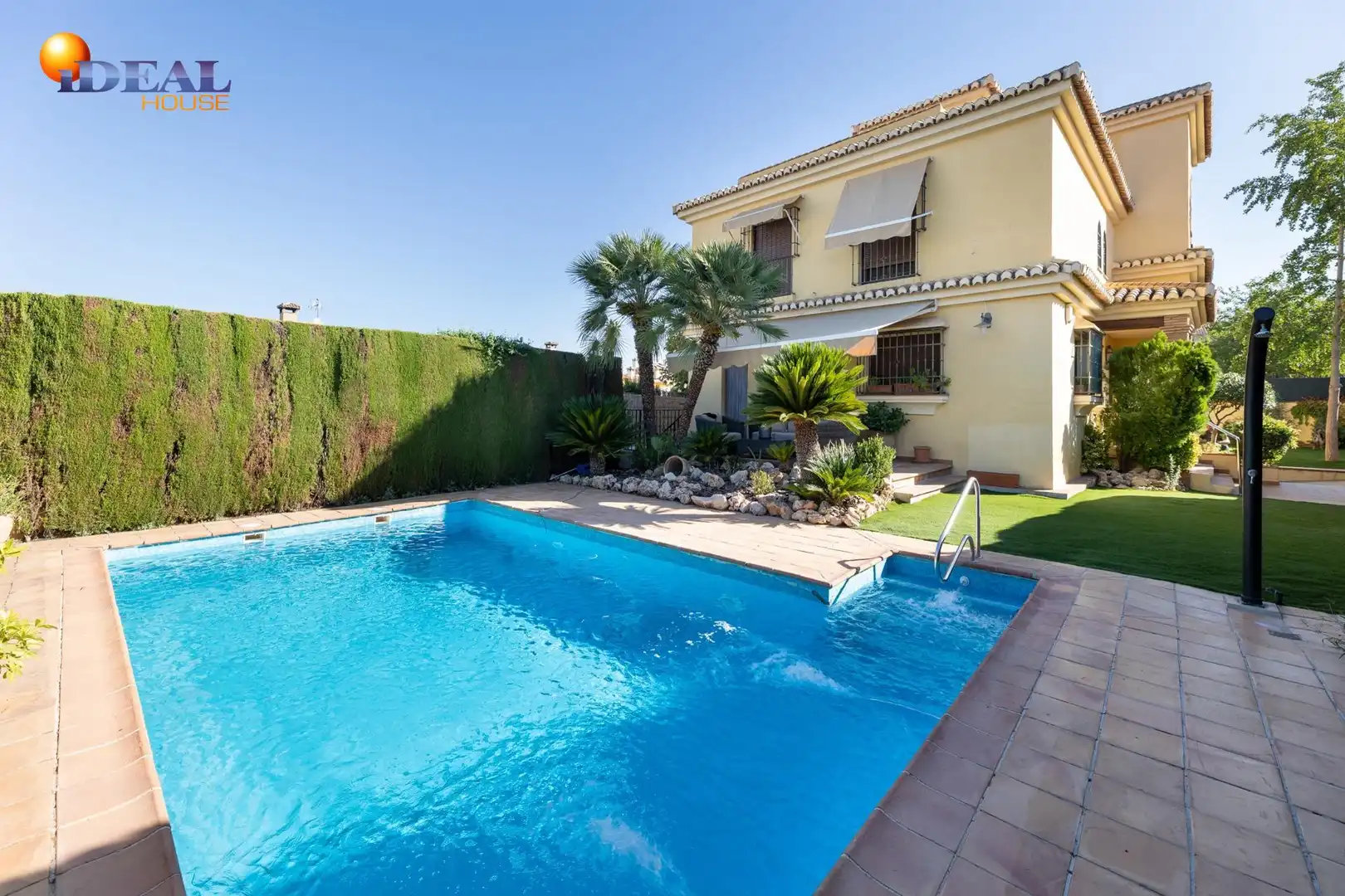 Villa con piscina in vendita a Calle ALMECES, imagen 2