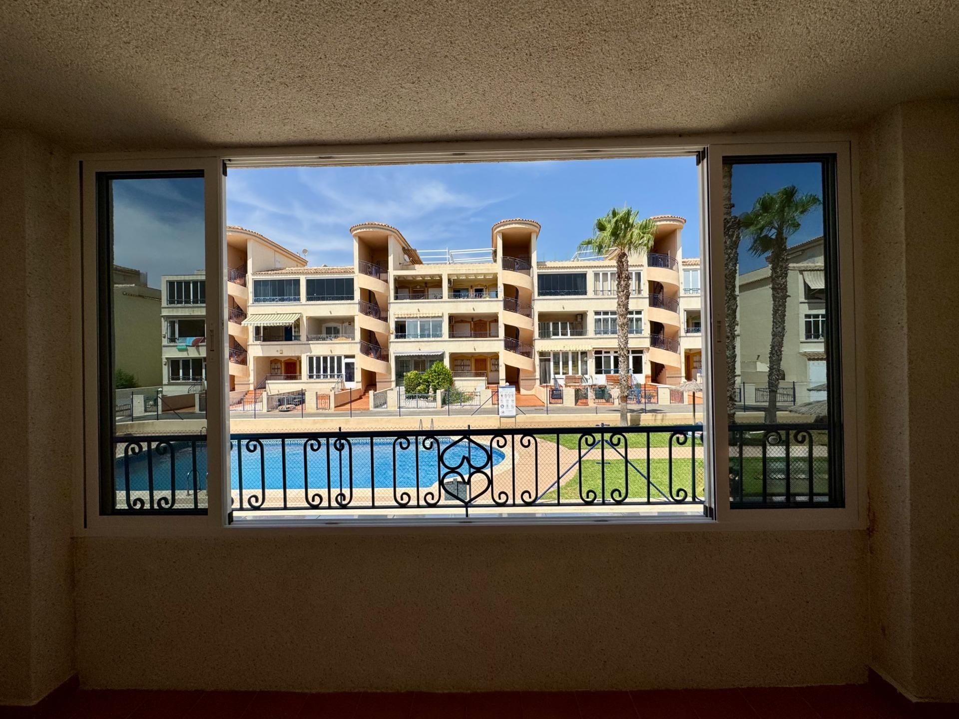 Exterior view of Flat for sale in Orihuela  with Air Conditioner, Private garden and Terrace