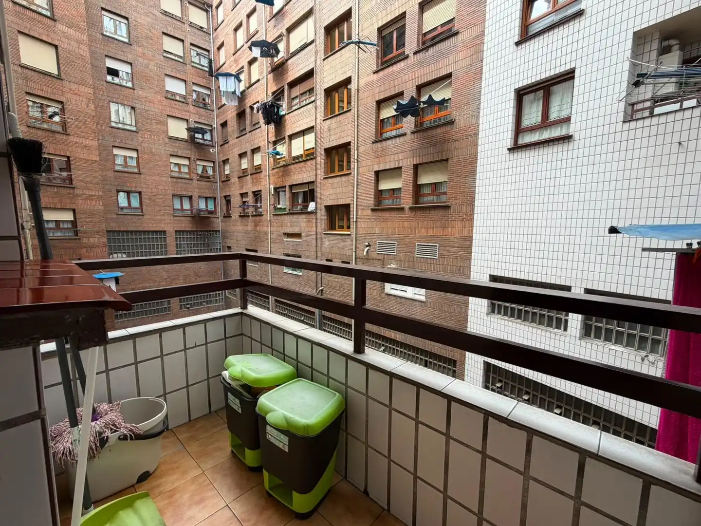 Terrassa de Pis en venda en Basauri  amb Calefacció, Terrassa i Traster