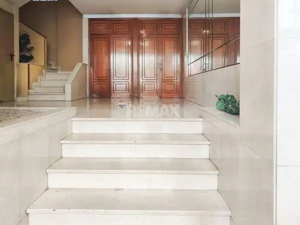Pis en venda en Vigo  amb Calefacció, Parquet i Terrassa
