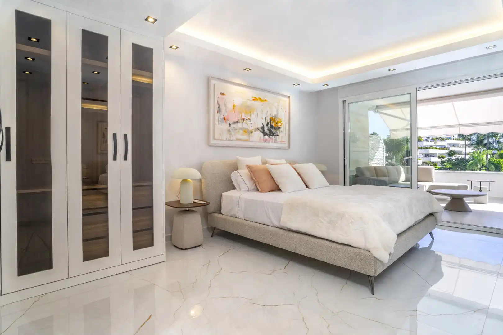 Apartment with pool for sale in Nueva Andalucía, imagen 10