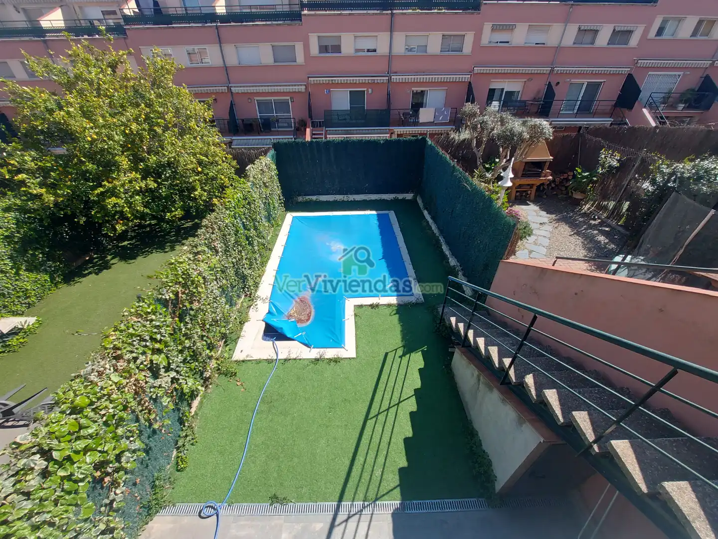 Piscina de Casa adosada en venta en Martorell con Aire acondicionado, Calefacción y Jardín privado