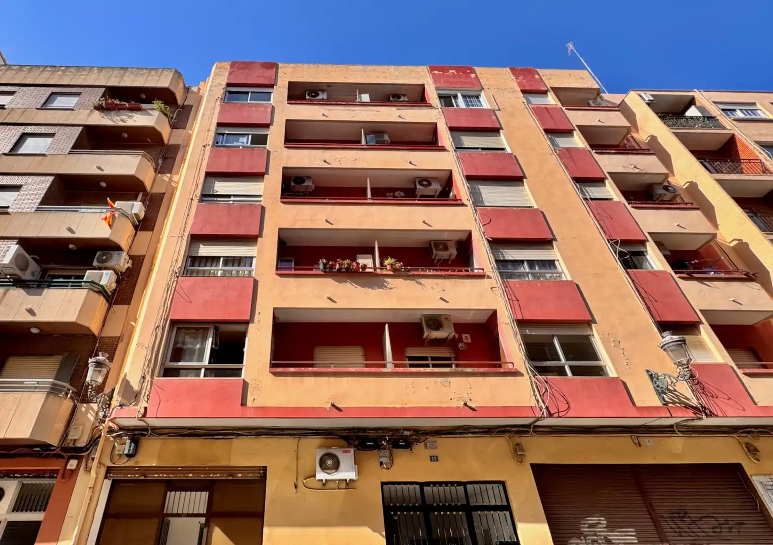 Local en venda a Carrer de Concha Espina, 10, L'Amistat