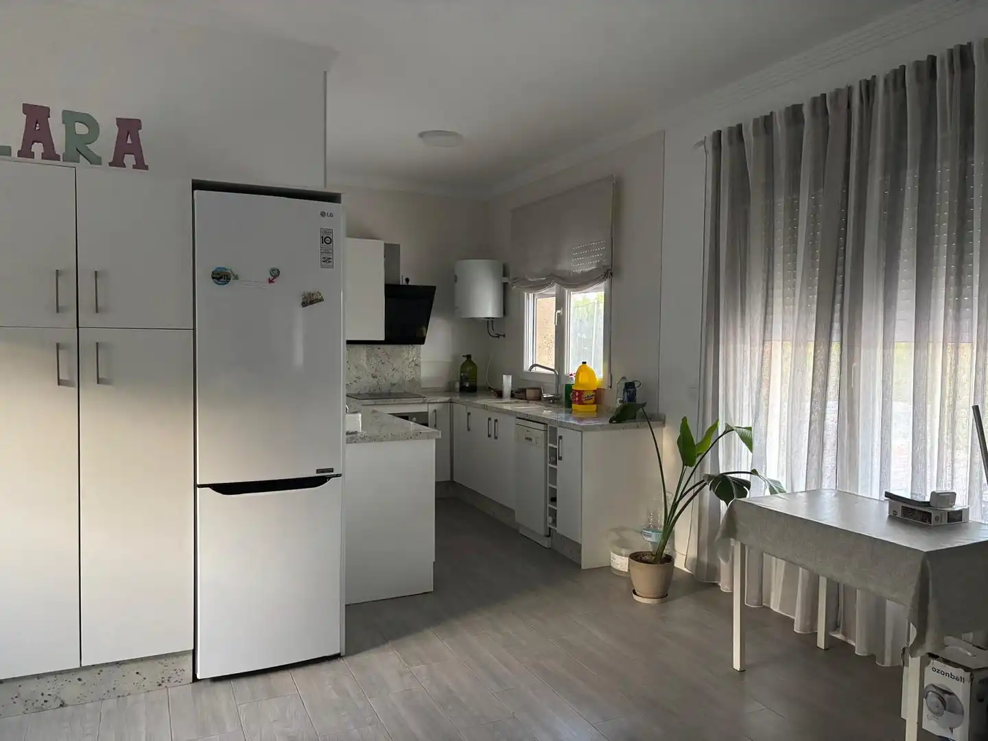 Cocina de Casa o chalet en venta en Villarrobledo con Aire acondicionado, Calefacción y Jardín privado