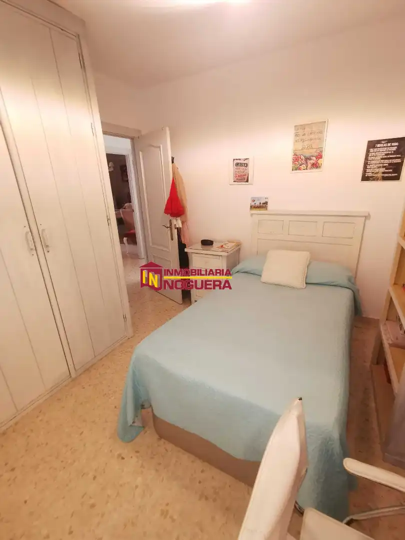 Habitación de Ático en venta en Écija con Terraza y Balcón