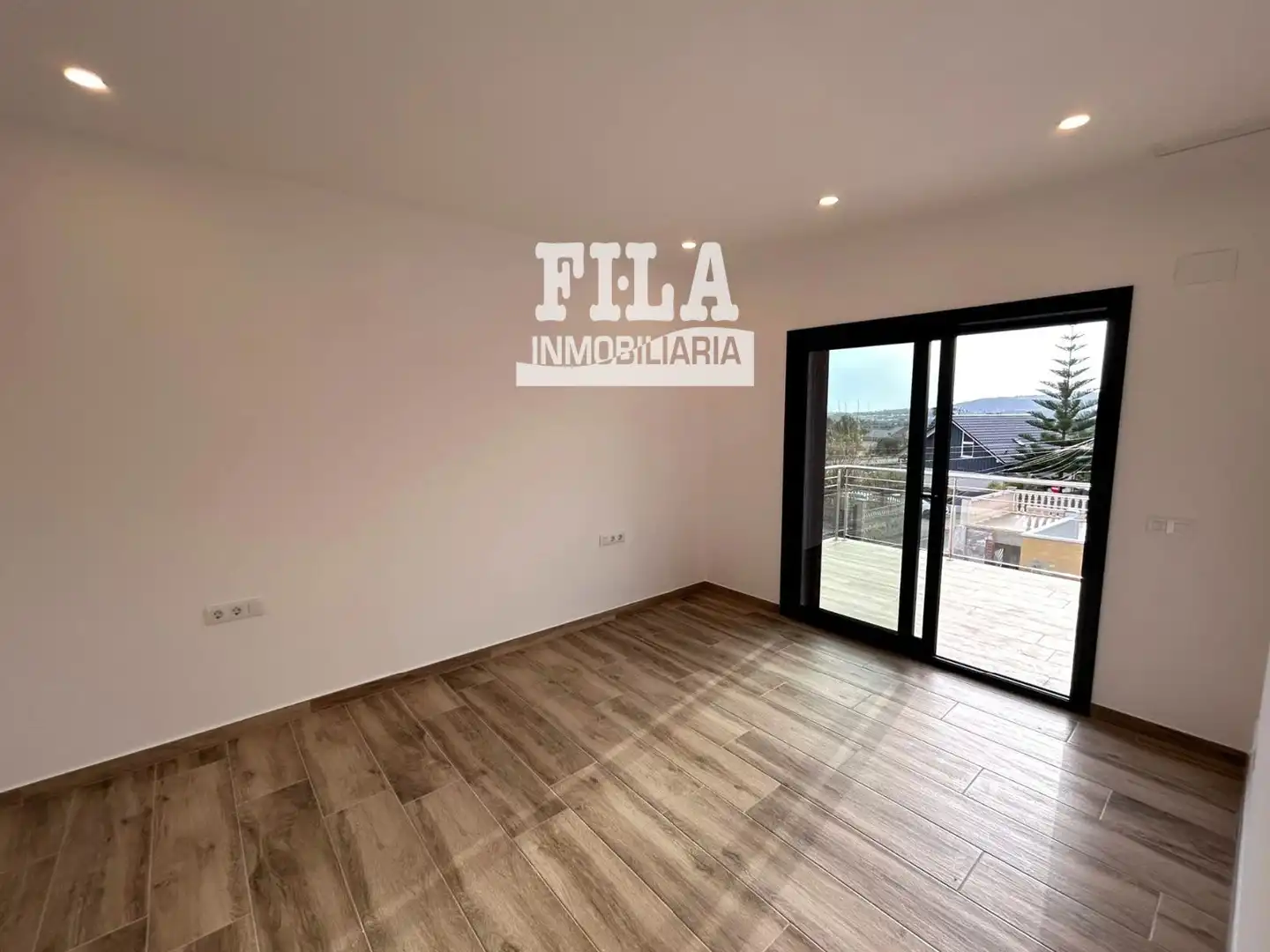 Bedroom of Houses for rent in El Vendrell  with Air Conditioner, Heating and Terrace