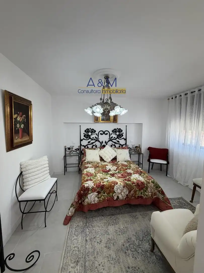 Habitación de Edificio en venta en Cigales