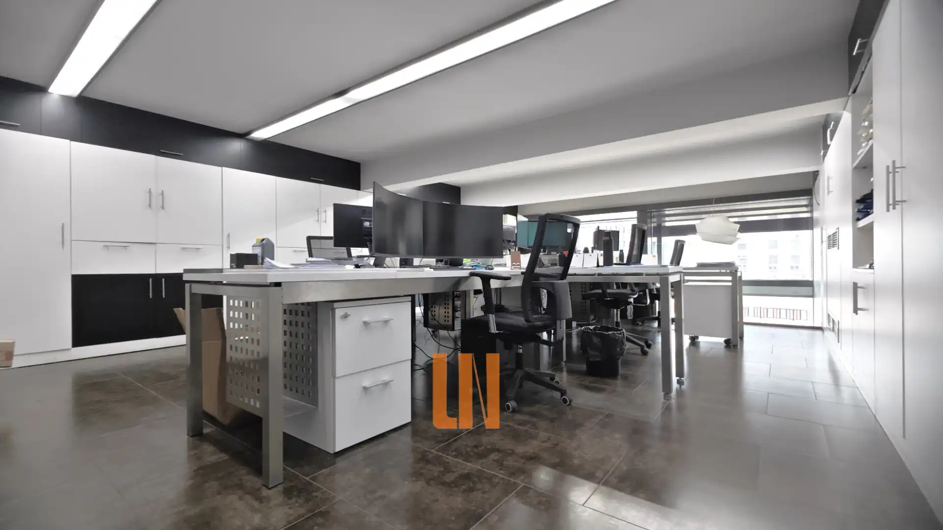 Office for rent in Culleredo  with Air Conditioner, Heating and Furnished
