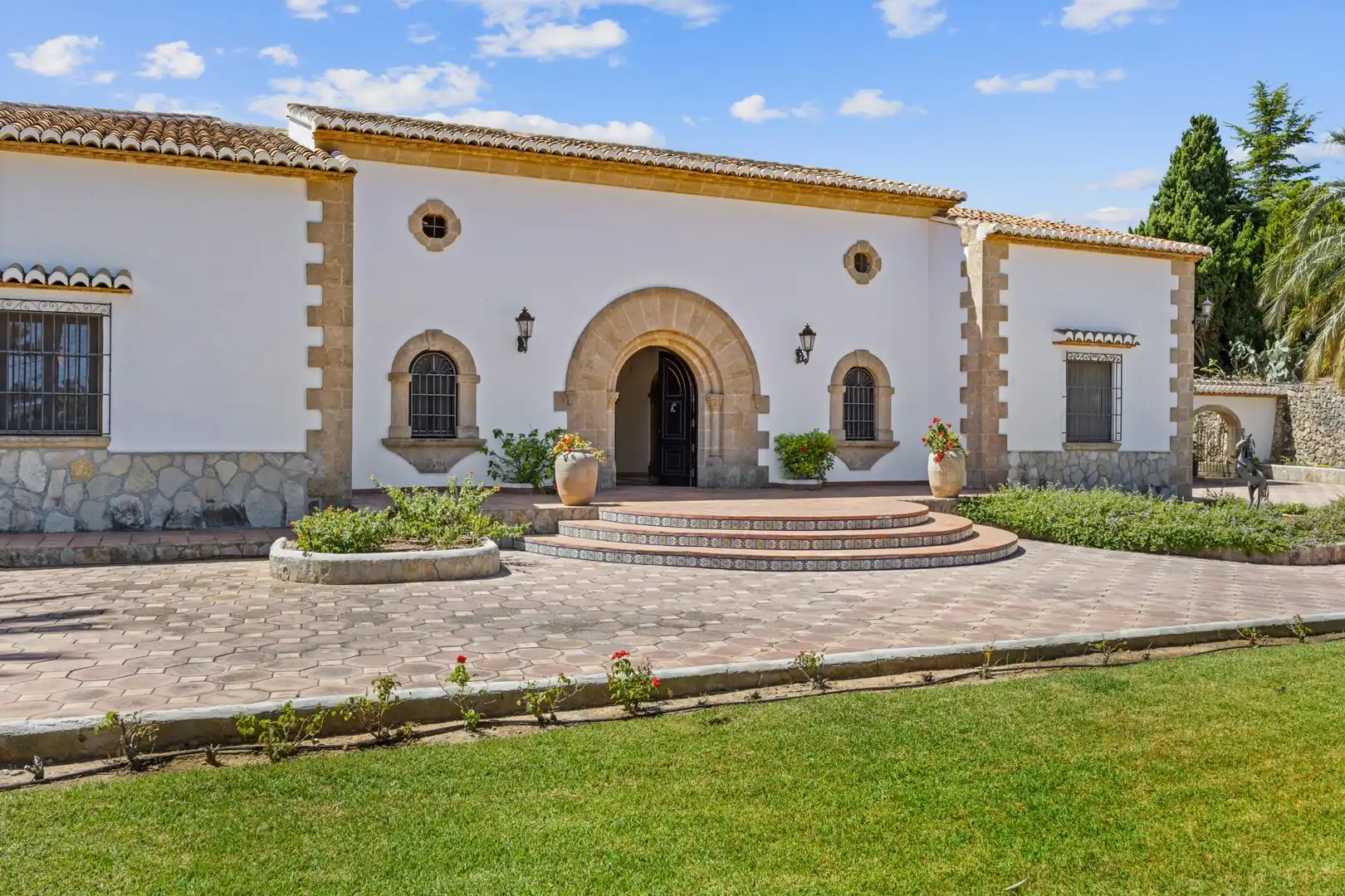 Exterior view of Houses for sale in Jávea / Xàbia  with Air Conditioner, Terrace and Storage room