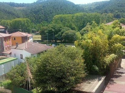 Vista exterior de Apartament en venda en Cudillero amb Calefacció, Terrassa i Traster