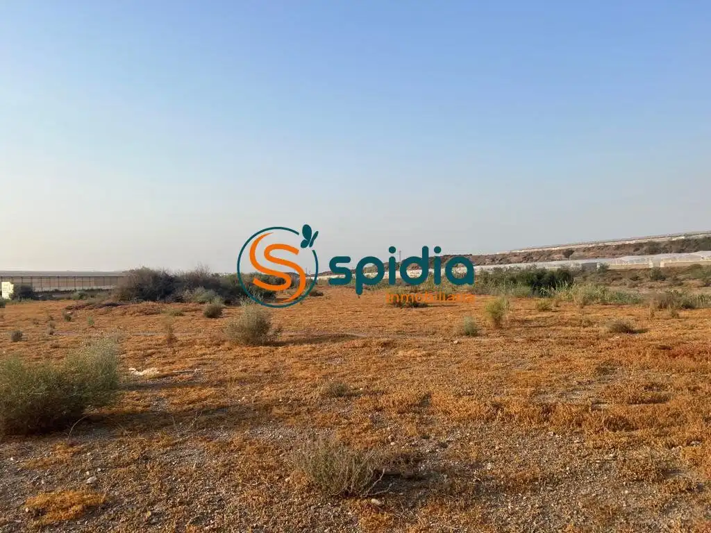 Terreno residencial en venta en Las Lomas - Las Yucas, imagen 2