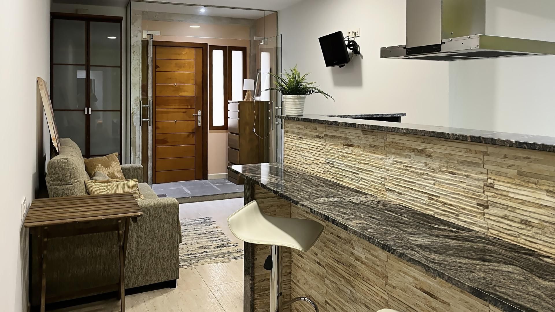 Cocina de Estudio en venta en Blanes con Calefacción
