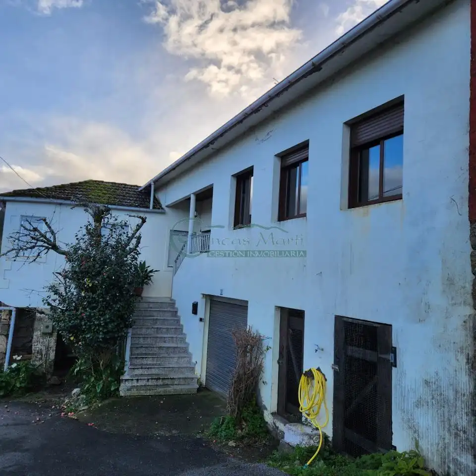 House with garden to rent in A Cañiza