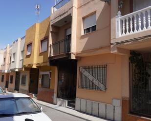 Casa adosada en venda a Saavedra Fajardo, Motril  ciudad