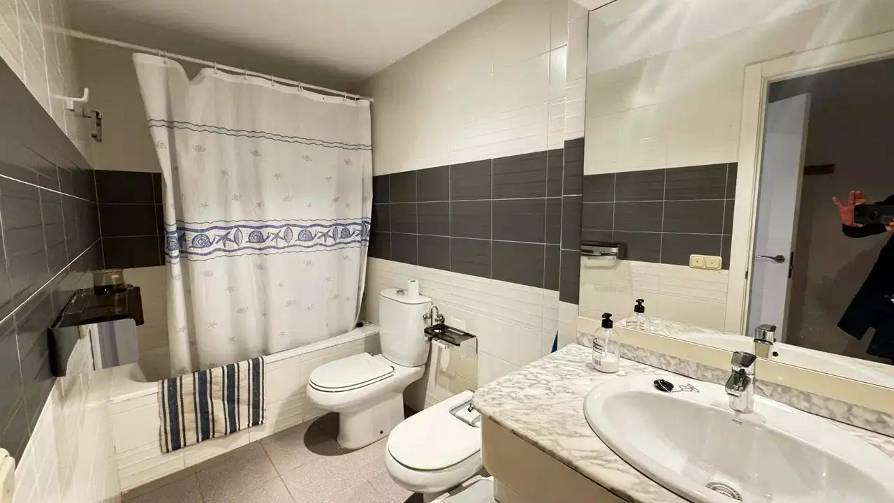 Apartment mit Pool zur Miete in Carrer Bisbe Serra 10, imagen 7