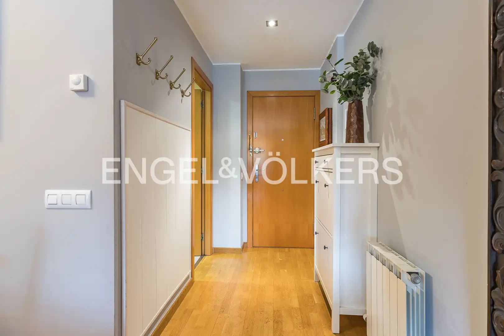 Wohnung zum Verkauf in Sant Cugat del Vallès mit Klimaanlage, Heizung und Parkett