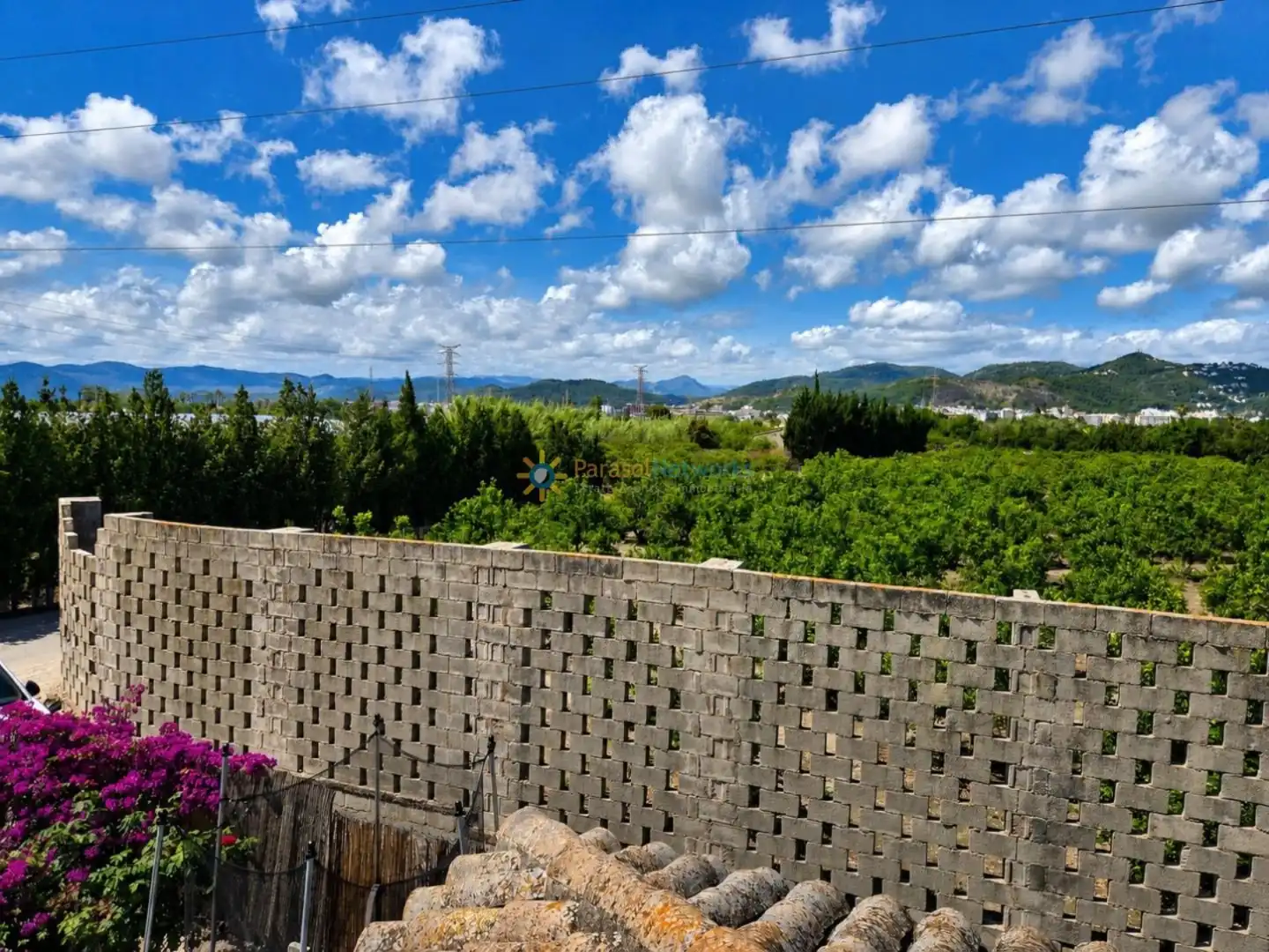 Außenansicht von Haus oder Chalet zum Verkauf in Oliva mit Klimaanlage, Privatgarten und Terrasse