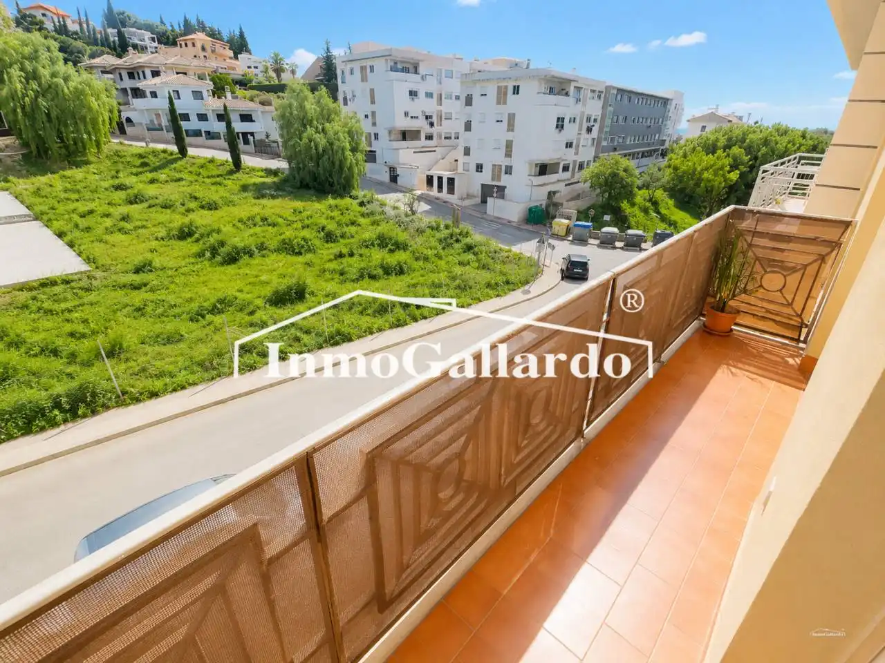 Vista exterior de Piso en venta en Rincón de la Victoria con Aire acondicionado, Terraza y Piscina comunitaria