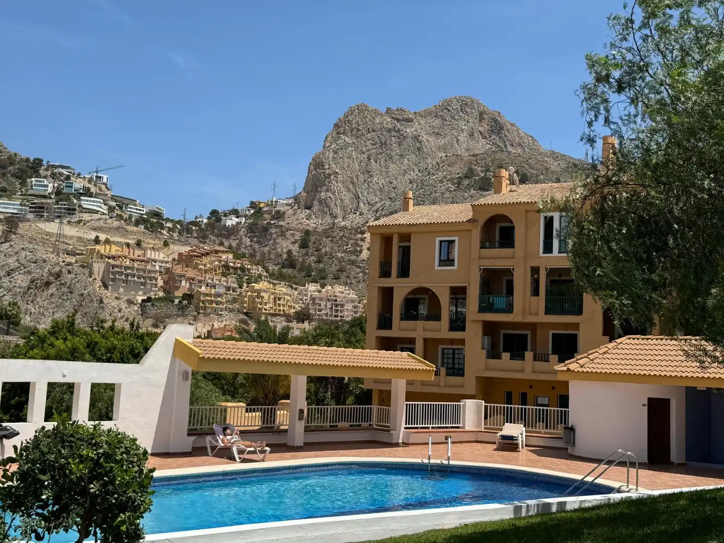 Vista exterior de Ático en venta en Altea con Aire acondicionado, Calefacción y Terraza