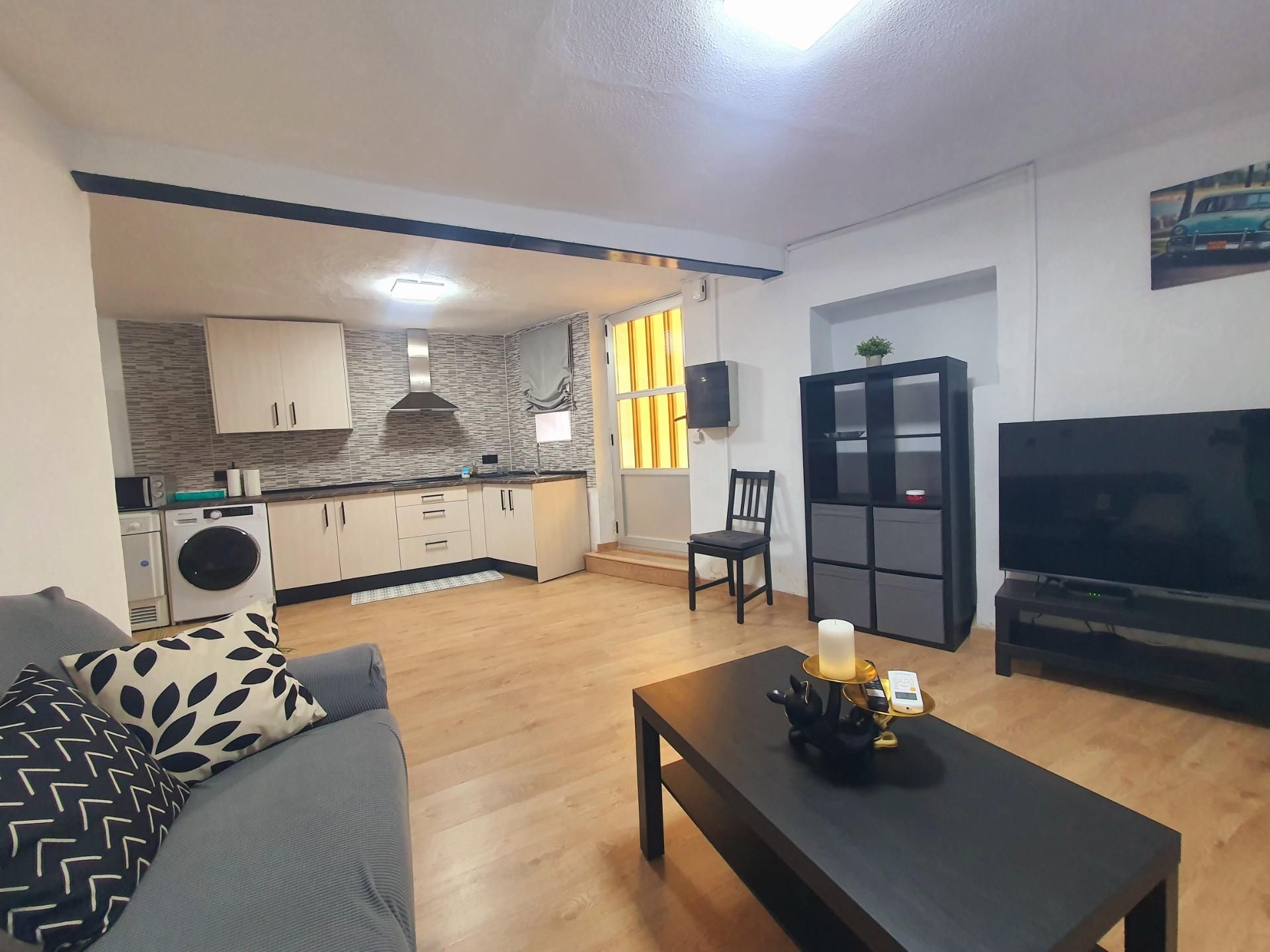 Living room of House or chalet for sale in Villalpardo  with Air Conditioner, Storage room and Balcony