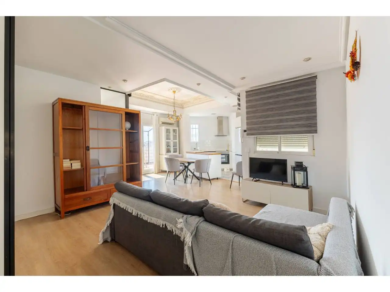 Living room of Attic for sale in Valencia  with Air Conditioner, Parquet flooring and Terrace