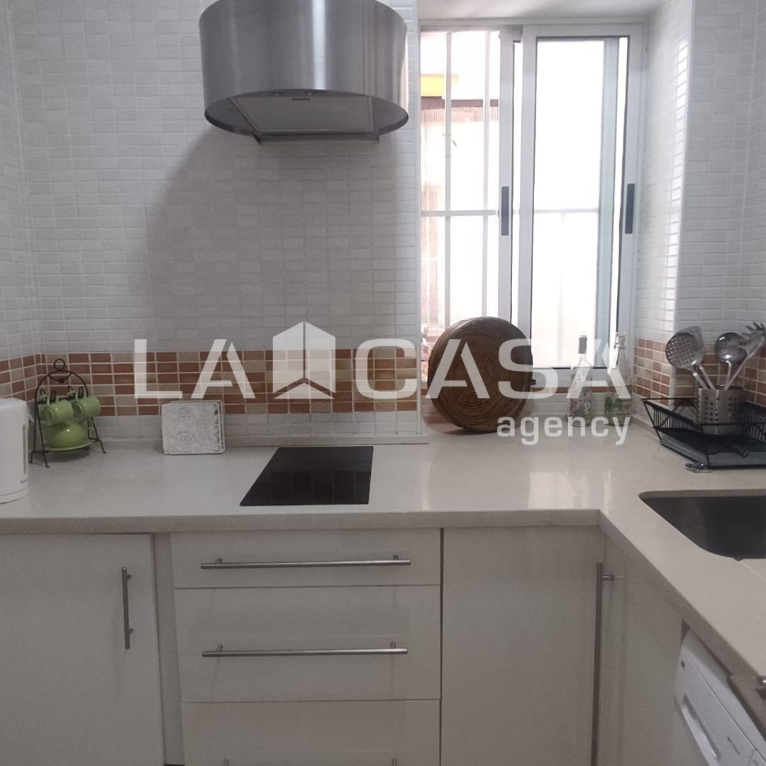 Kitchen of Planta baja to rent in  Sevilla Capital