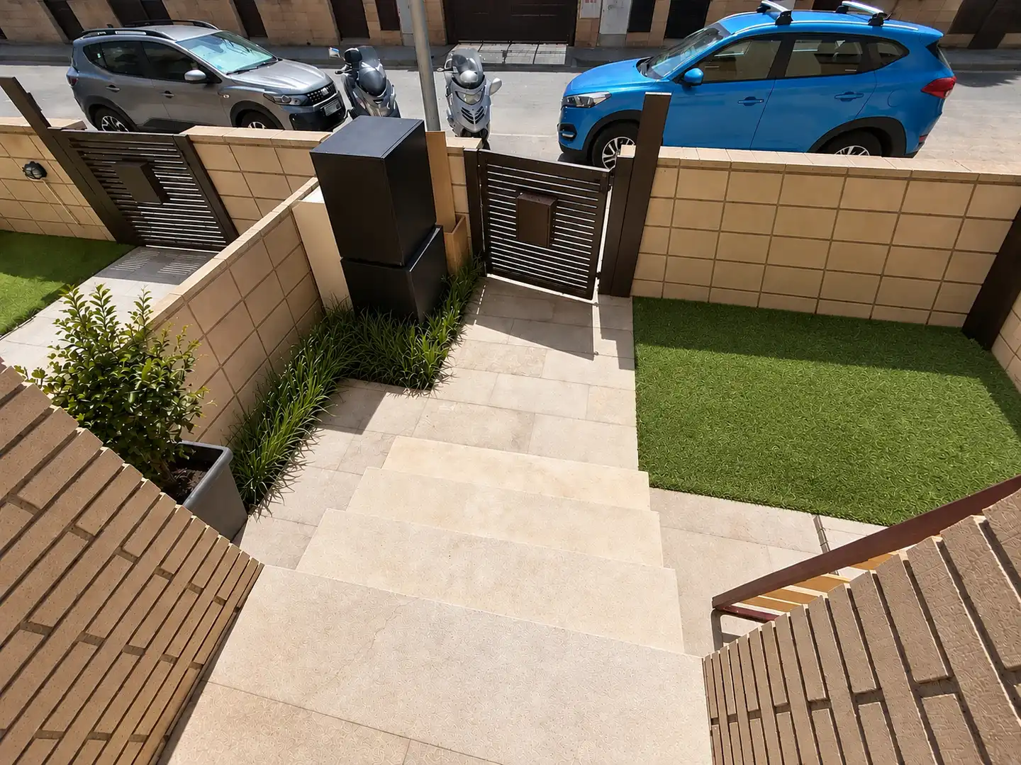 Terrace of Houses for sale in Vilanova i la Geltrú  with Air Conditioner, Heating and Private garden