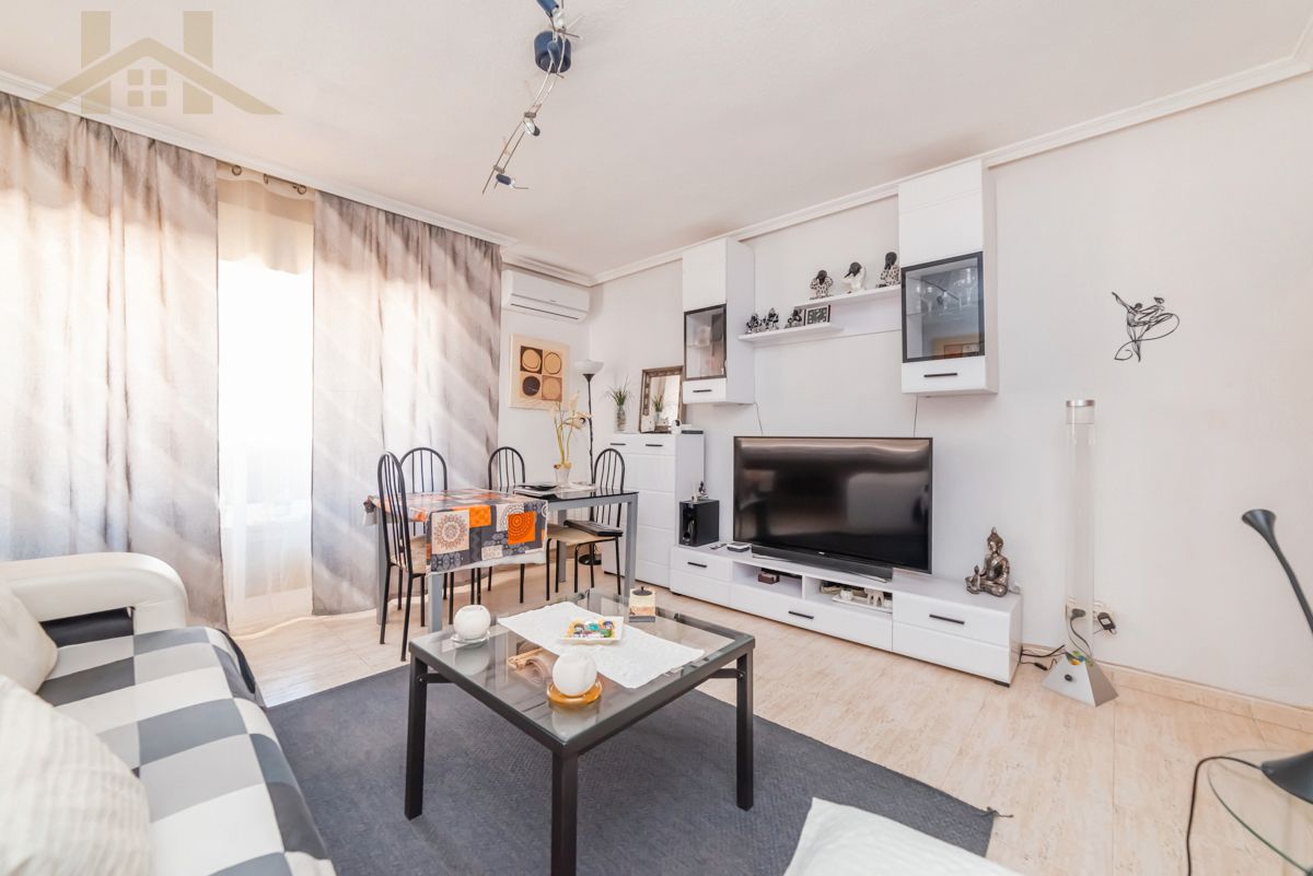 Sala d'estar de Pis en venda en Ciempozuelos amb Aire condicionat, Terrassa i Forn