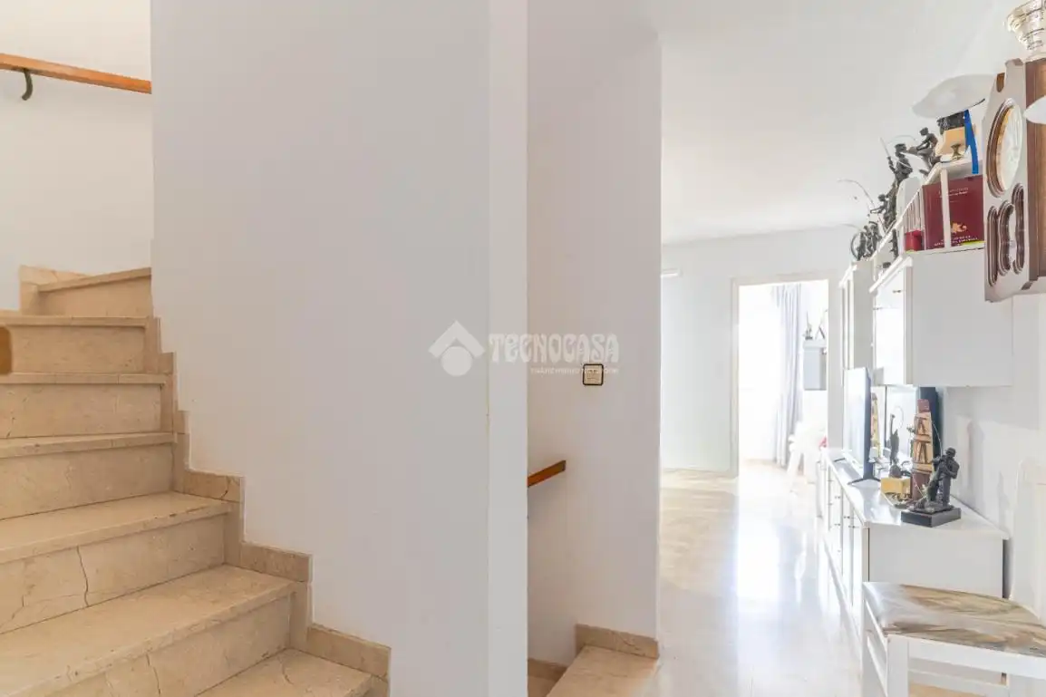 Casa adosada en venta en Motril con Terraza, Trastero y Balcón