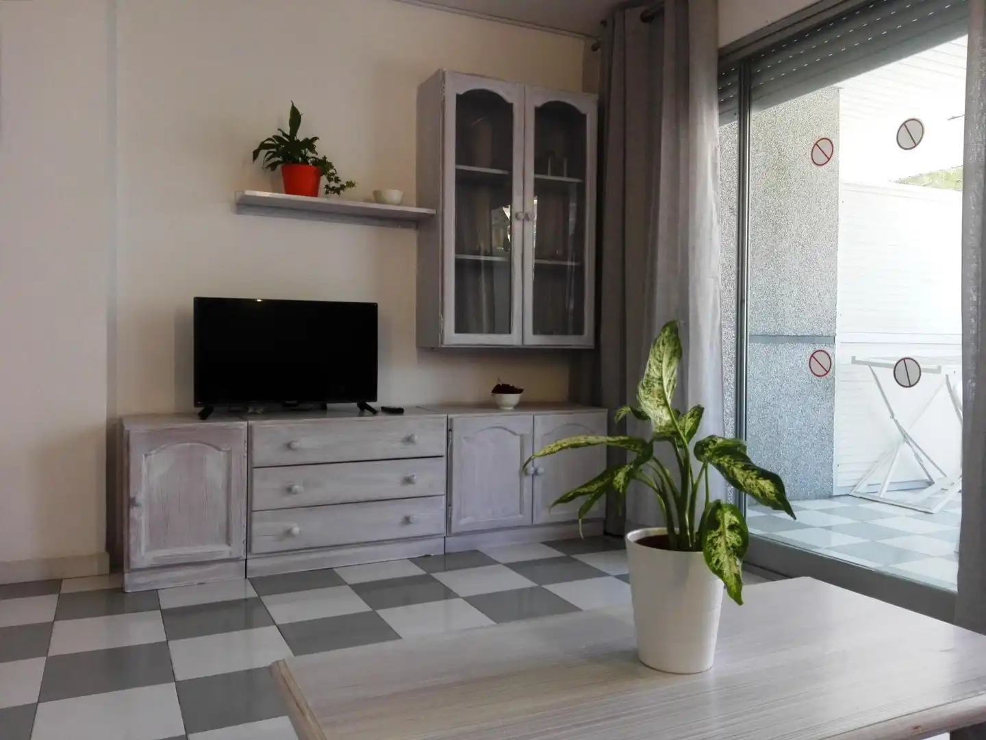 Living room of Apartments for sale in Salou  with Air Conditioner, Private garden and Terrace