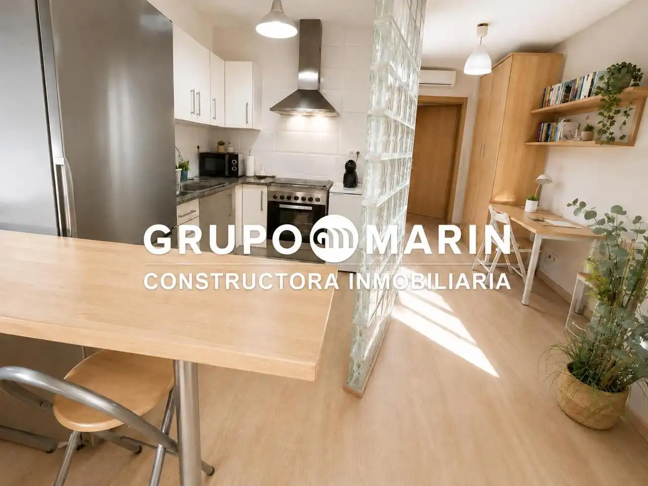 Planta baixa en venda a Meridiana, El Camp de l'Arpa del Clot