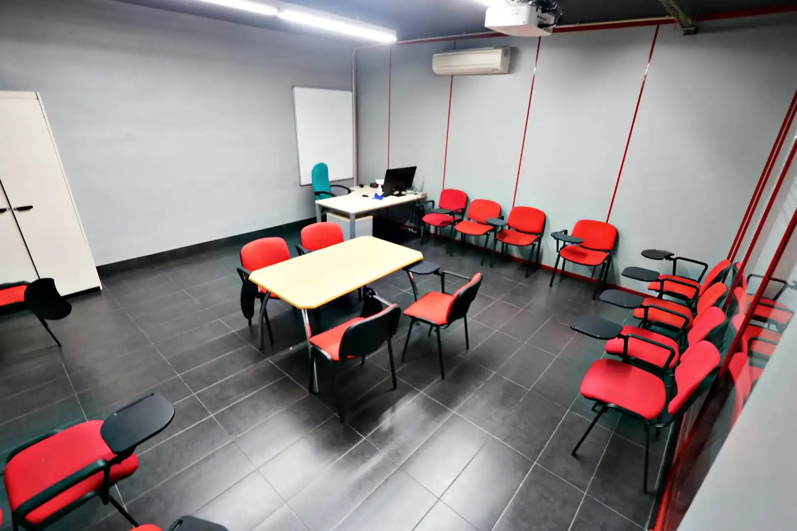 Local comercial de lloguer a Calle Ramon y Cajal, imagen 14
