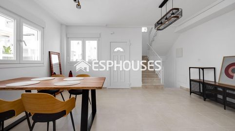 Chalet Independiente en Urbanización La Marina, imatge 3