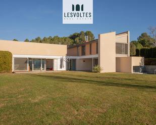 Exterior view of House or chalet for sale in Garrigoles  with Air Conditioner, Private garden and Parquet flooring